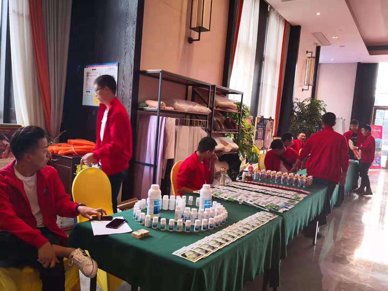 攜手奮進——共享（xiǎng）成就 鄭州麻豆精品生化第十一屆感恩答謝會（huì）成功舉辦(圖1)
