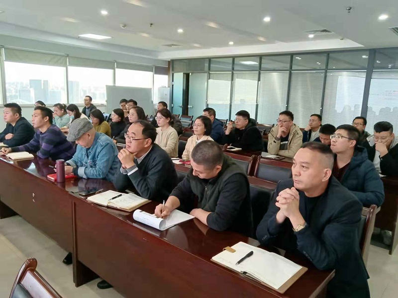 交（jiāo）流促進步 攜（xié）手共（gòng）成長——我公司組織（zhī）全體員工開展財稅知識專題培訓(圖（tú）2)